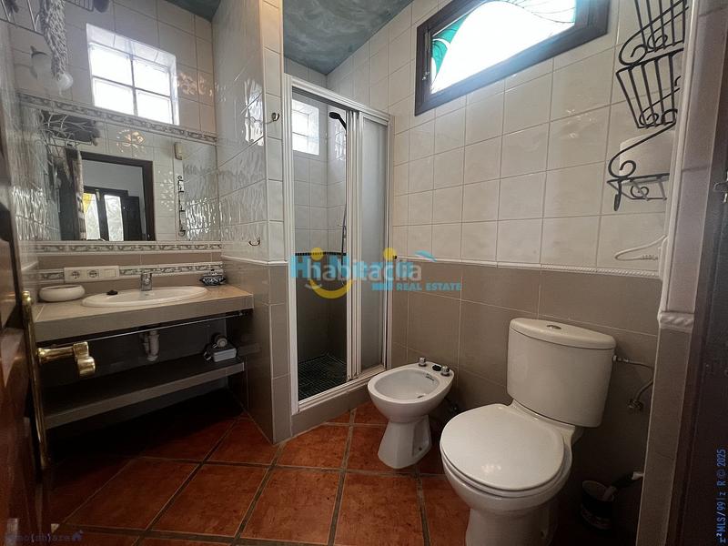 Foto bb81048c-bee1-47c5-80fe-c3f3494a1b38. Casa propiedad en venta en los tablazos en Centro Nerja