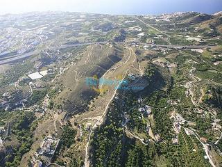 Terreny residencial a Centro. Parcela urbana para vivienda unifamiliar  nerja, sup4 fuente del