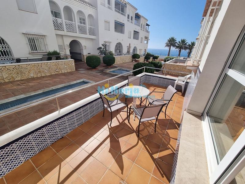 Foto 4c004a8d-4a09-4b3c-b1d7-e0773643078e. Piccolo appartamento con parcheggio piscina in Centro Nerja