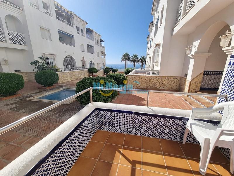 Foto 9a9f4641-e6bc-43b4-86bb-cb2b35083fcd. Piccolo appartamento con parcheggio piscina in Centro Nerja