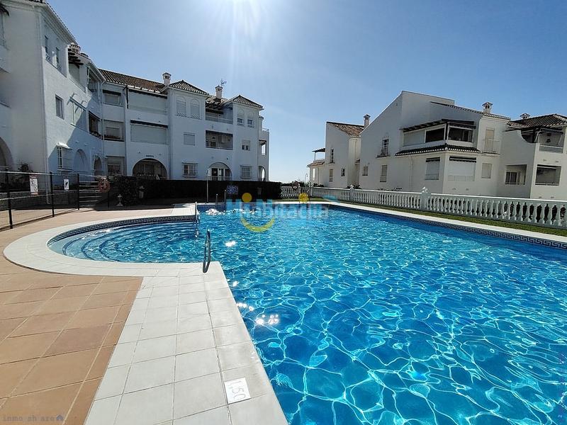 Foto 99b88a02-cbce-4f84-8811-021ae2a6590e. Apartament amb calefacció aparcament piscina a Centro Nerja