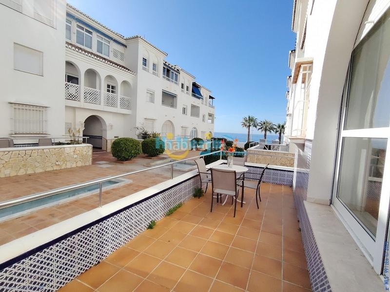 Foto b146f426-9cef-484a-ae13-494bd131d02e. Apartament amb calefacció aparcament piscina a Centro Nerja