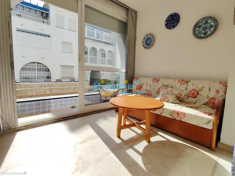 Foto e4e38483-0b7e-4a07-984c-2265e586aa19. Apartament amb calefacció aparcament piscina a Centro Nerja