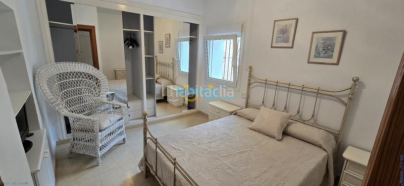 Foto 3d2ea878-db38-452f-956a-2744ab76721f. Casa amb aparcament a Benajarafe