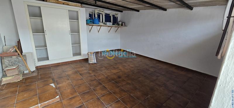 Foto 8b950122-558c-4bad-bb48-b07b96832960. Casa amb aparcament a Benajarafe