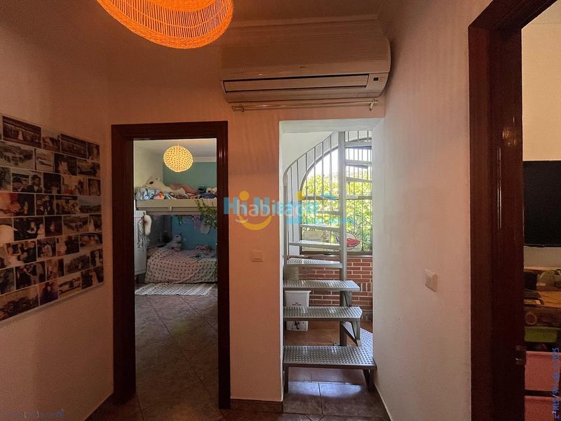Foto 03dc87fa-7ca5-4282-8327-36ec198e7497. Casa se vende villa independiente con licencia turística, piscina, y gran parcela , málaga en Riogordo
