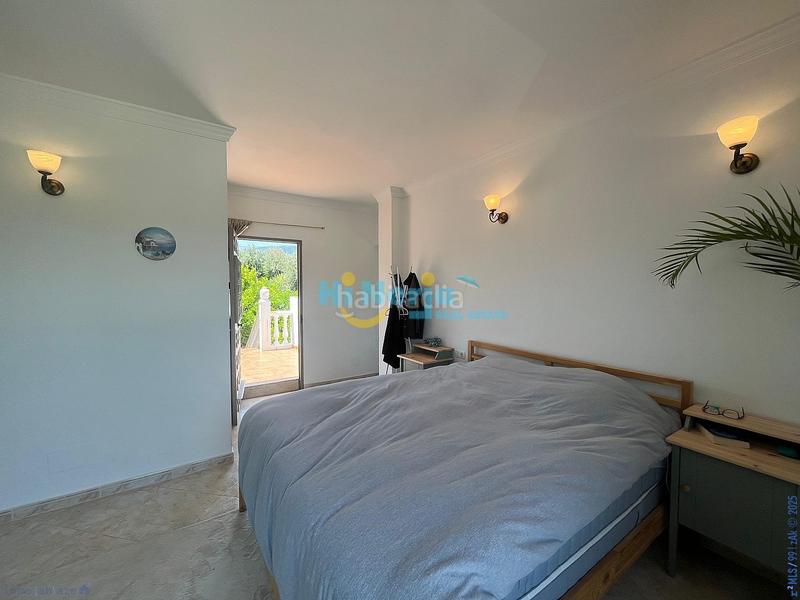 Foto 9a6e7dd2-73f6-4590-90cd-44a42ff66c7b. Casa se vende villa independiente con licencia turística, piscina, y gran parcela , málaga en Riogordo