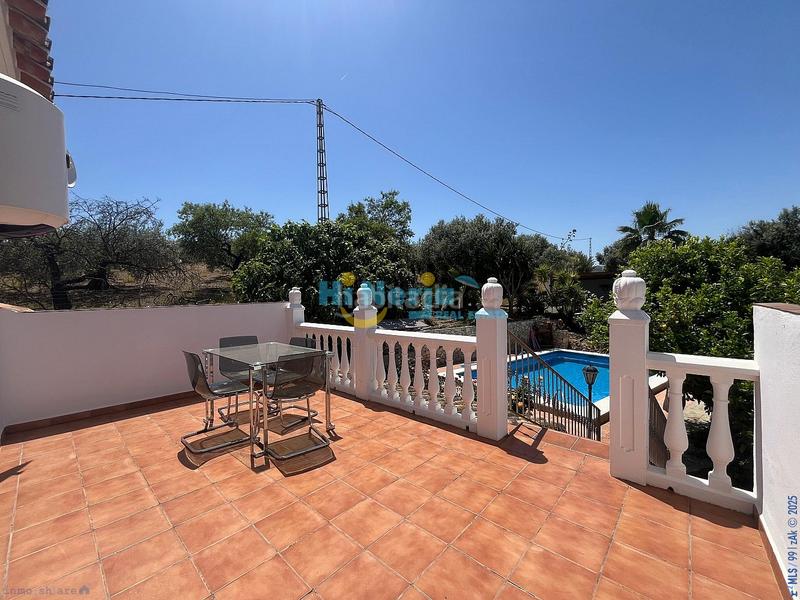 Foto 9e8bcc30-1410-4d38-bbc3-9c04752de7af. Casa se vende villa independiente con licencia turística, piscina, y gran parcela , málaga en Riogordo