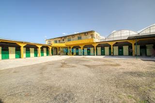 Casa a Centro. Finca  centro hipico con 4000 m2 de parcela   torre del mar  vél