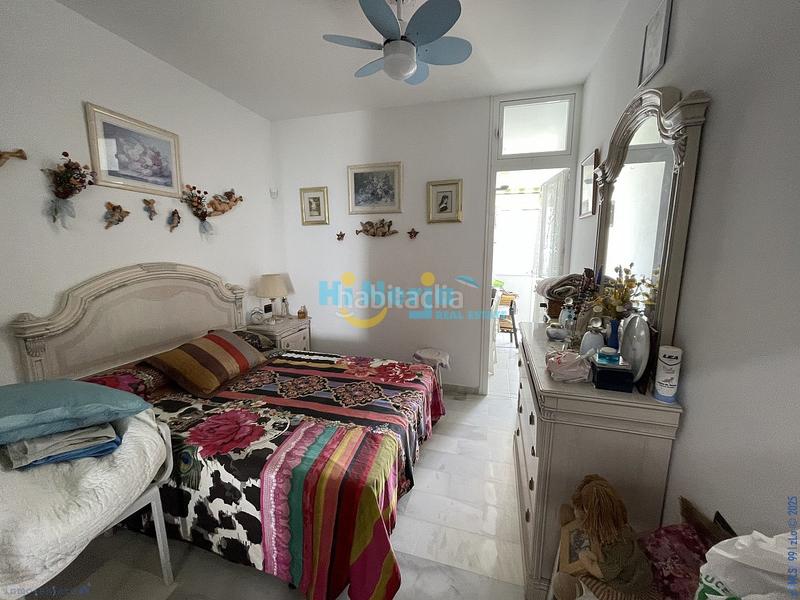 Foto 2e308eb5-b09b-4405-83ba-9940f0b51de4. Apartament amb aparcament a Torrox pueblo Torrox