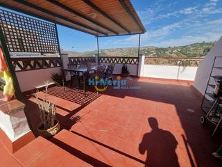 Casa a Frigiliana. Apartamento 2 dormitorios con parking privado y 70 m2 de terraza