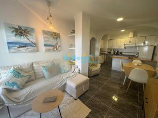 Appartement à Centro. Apartamento 1 dormitorio piscina chaparil