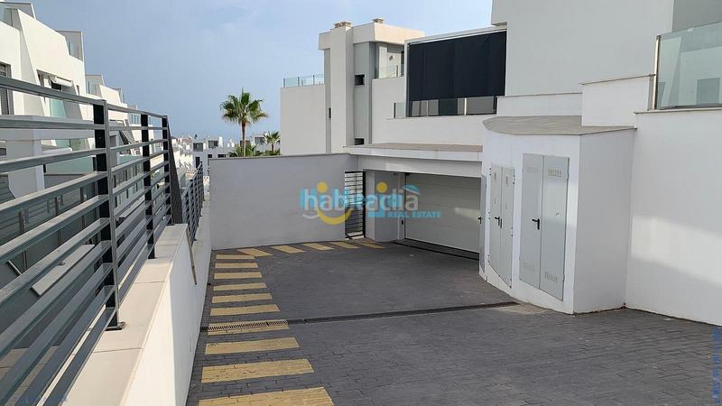 Foto 4321755c-4b7b-4e20-aa63-53d2041d8e4c. Chalet avec parking piscine dans Añoreta Baja Rincón de la Victoria