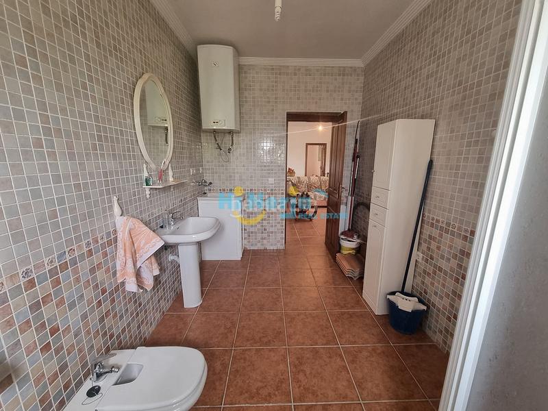Foto 47bf16d1-2a37-4416-85d1-d0f853875992. Casa  de campo 3 dormitorios con parcela de 3242 m2 y vista despejada a la montaña en Canillas de Aceituno