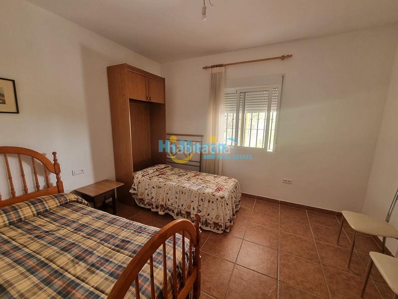 Foto 787fb9b1-6a10-425a-8c1d-9c35068ced67. Casa  de campo 3 dormitorios con parcela de 3242 m2 y vista despejada a la montaña en Canillas de Aceituno