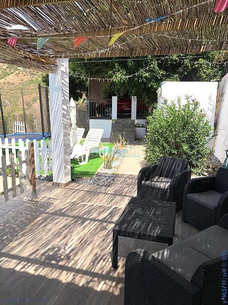 Foto 13a395f1-e0d0-4e91-b4cd-795a876006cb. House with parking pool in Torrox pueblo Torrox