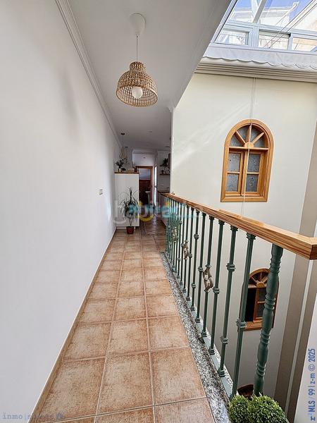 Foto 154a03d7-6eab-4af3-ad64-5fe7326fe954. Chalet mit parking in Caleta de Velez