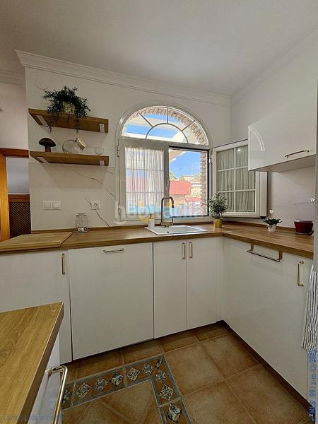 Foto 2cd4a595-f209-47b0-b881-3339282b9b72. Chalet mit parking in Caleta de Velez