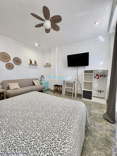 Foto 3fdde8f0-7a8f-424b-99a7-dd9928cf0c12. Chalet mit parking in Caleta de Velez