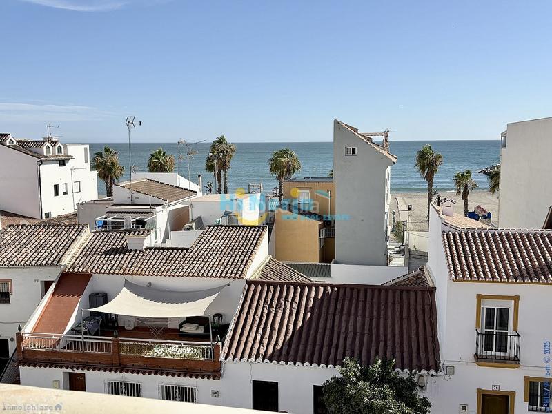 Foto c5b8d0cd-7e20-4237-a478-76def14cd9ca. Chalet mit parking in Caleta de Velez