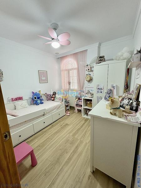 Foto ca3a134e-dbdb-4426-8f2f-f670bede93ee. Chalet mit parking in Caleta de Velez