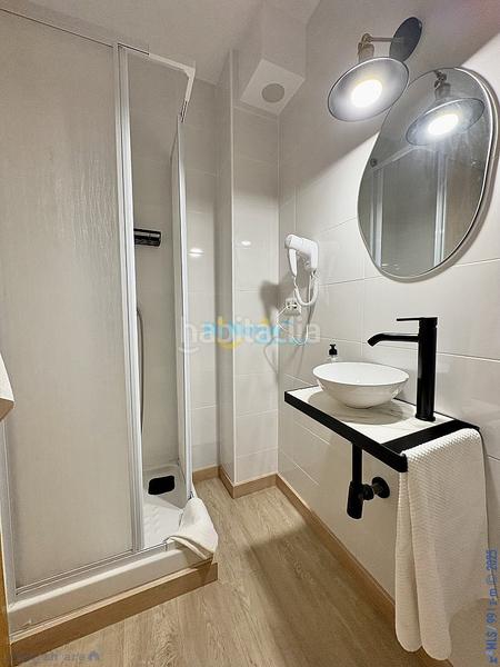 Foto f7bcde6f-394b-4a78-bfc4-22b45df77f1e. Chalet mit parking in Caleta de Velez