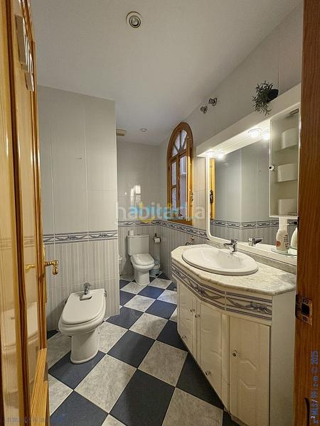 Foto f7ff63ba-52fd-4a35-bbe1-5ce380f9cda0. Chalet mit parking in Caleta de Velez