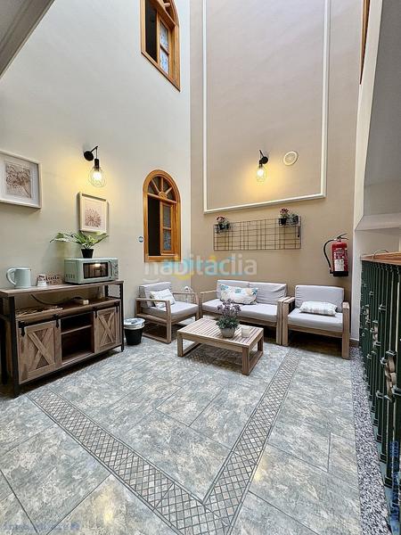 Foto f9084271-3e83-46b1-92c4-287b328df527. Chalet mit parking in Caleta de Velez