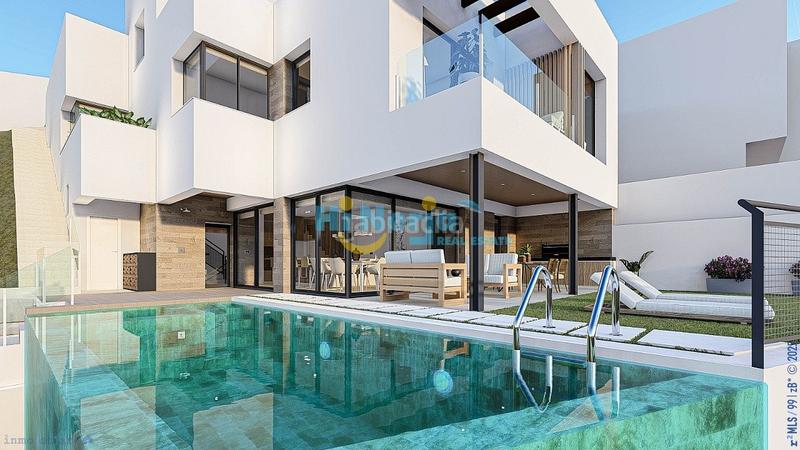 Foto 227e735c-f406-459f-b29d-ef66fc78febf. Wohngrundstück in El Peñoncillo Torrox