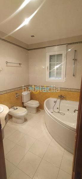 Foto 4fa92d03-ed6d-4b8c-ad79-1f19c0fa05f8. Maison avec chauffage parking dans Trayamar Algarrobo