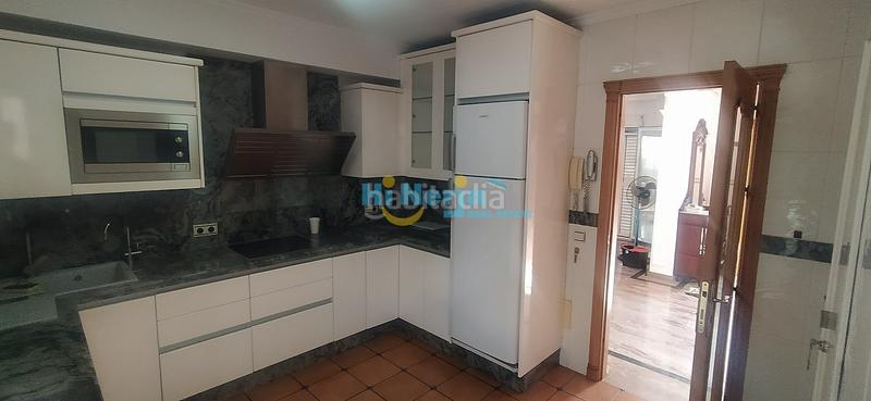 Foto d197dd7c-eb7b-4732-a25c-204a2dd54fd6. Maison avec chauffage parking dans Trayamar Algarrobo