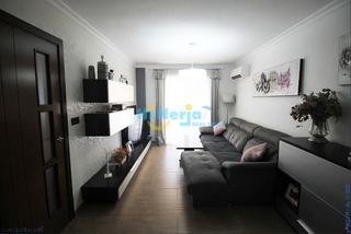 Apartament a Caleta de Velez. Piso a escasos metros de la playa