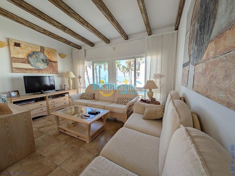 Foto d10eba37-75d7-49c0-b05e-0b1395a9c0fd. Casa amb piscina a El Peñoncillo Torrox