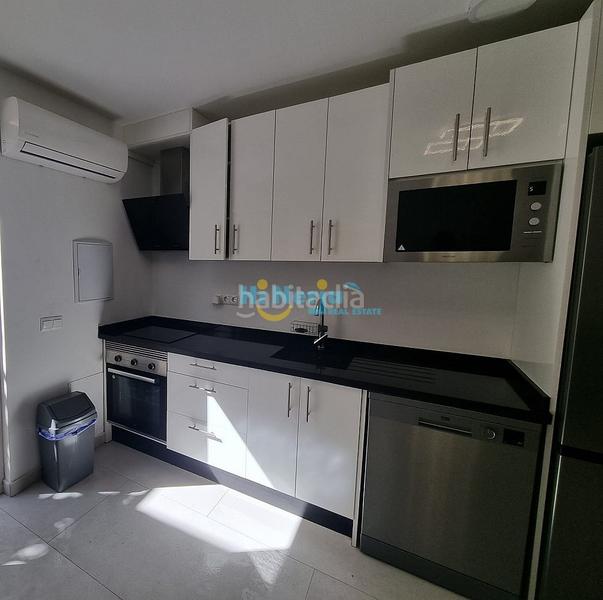 Foto 23e088b9-2376-4d35-bcf7-7feb34c30f22. Apartament amb calefacció a El Peñoncillo Torrox