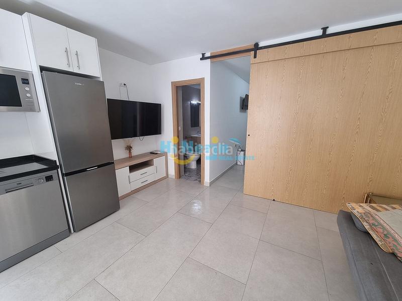 Foto 4e0d302c-00dc-491f-85e2-a33ffa84358c. Apartament amb calefacció a El Peñoncillo Torrox