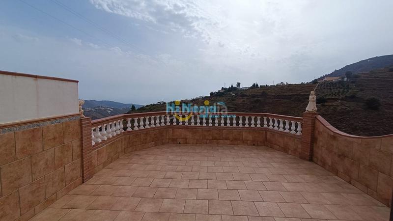 Foto 40660492-5b3a-48da-beb8-92a0a15f1c17. Rent chalet with heating parking pool in Torrox pueblo Torrox