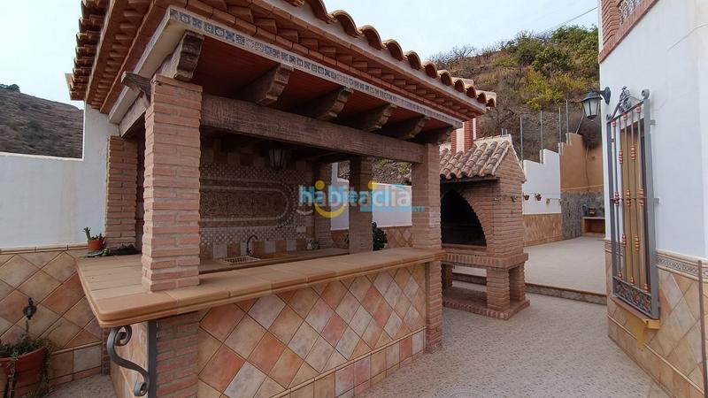 Foto 64f729a5-2029-499c-9805-c5f88b34ee0e. Rent chalet with heating parking pool in Torrox pueblo Torrox