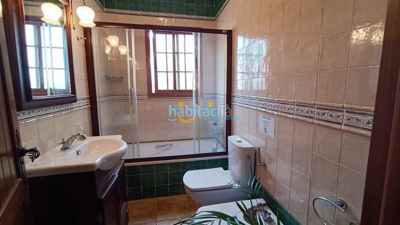 Foto ff41236f-3406-44d3-a881-2def66649d31. Rent chalet with heating parking pool in Torrox pueblo Torrox