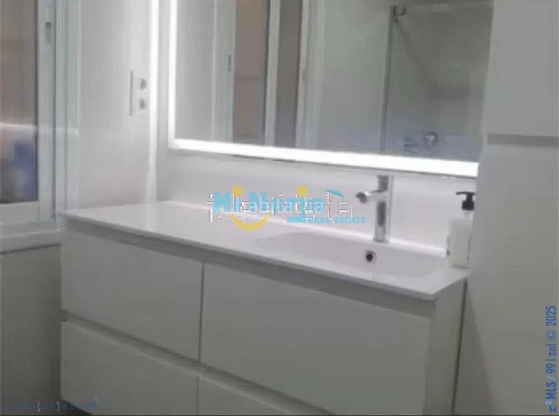 Foto 080133ec-841d-4a05-beda-53470a5557fc. Apartment with heating in Centro Torre del Mar