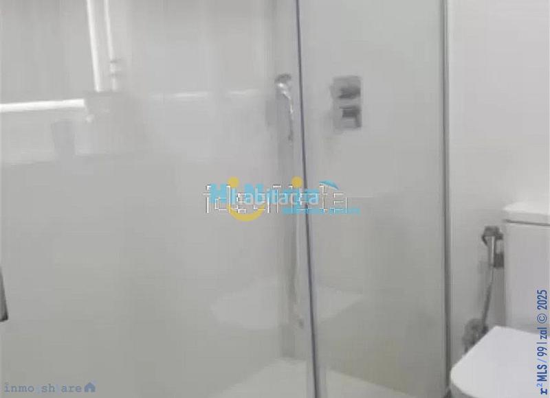 Foto dd2023f2-8d36-4206-a6bd-2e8de5a23bdf. Apartment with heating in Centro Torre del Mar