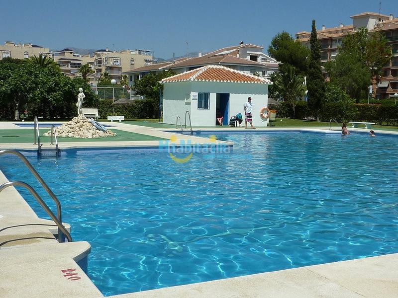 Foto 709f41fb-edf3-46cc-9d39-5fa366ecd345. Rent apartment with heating pool in El Peñoncillo Torrox