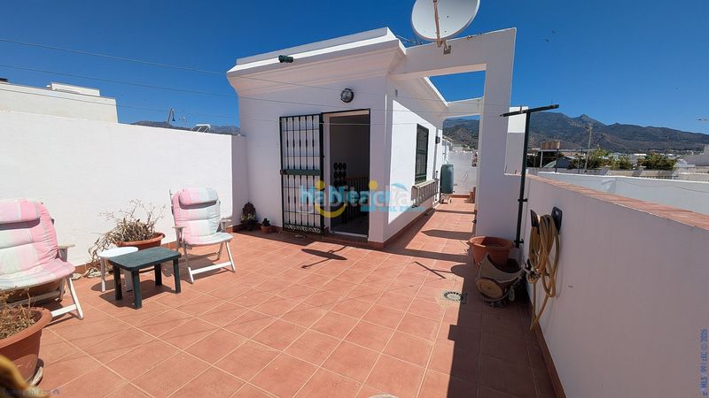 Foto d17f2494-16ee-4a3f-98f3-5342985cd199. Dúplex a Centro Nerja