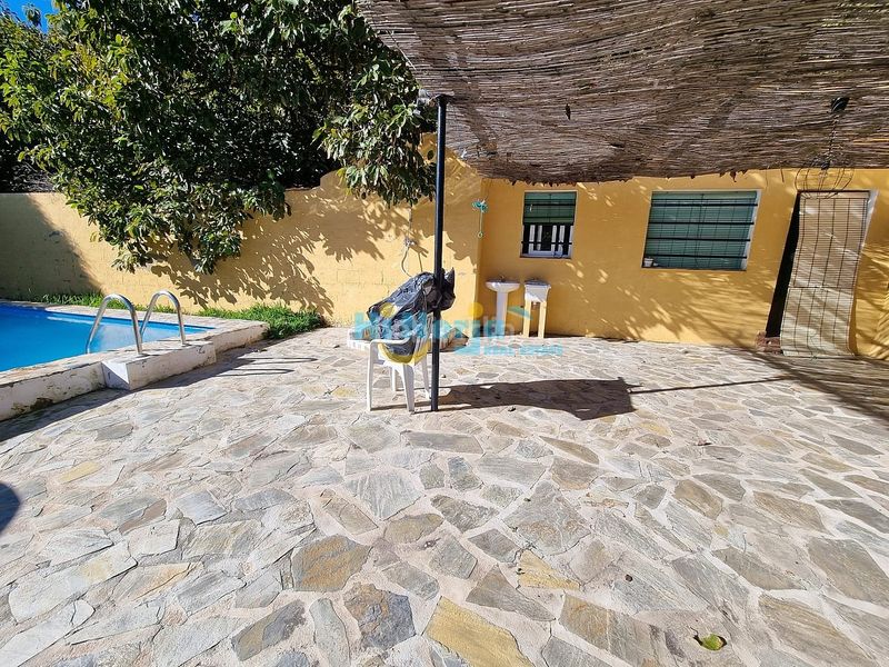 Foto 37a42af6-fbe6-4098-b54a-bd88b106e695. Rent house with parking pool in maro - cuevas de Nerja Nerja