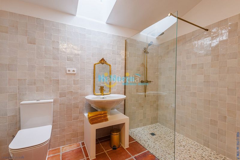 Foto 7e5ca941-8a55-4078-aee4-c6f333719508. Casa adossada amb calefacció a Comares