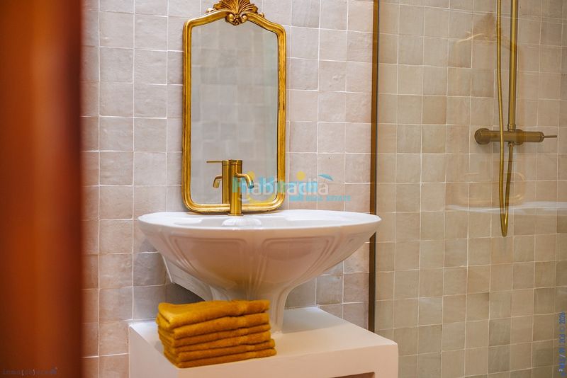 Foto b340e454-15f4-42d6-93fa-9a0d8f5edd1d. Casa adossada amb calefacció a Comares