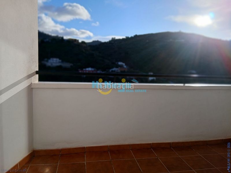 Foto 142f1b75-11c9-47a0-8557-587be46e3bec. Apartament amb aparcament a Torrox pueblo Torrox