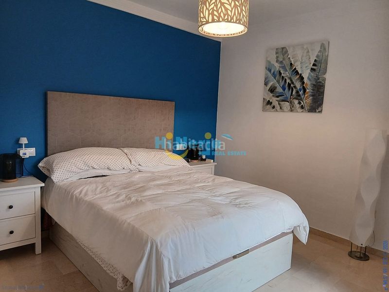 Foto 94eae87e-3cca-4d5b-b865-29e83629d2db. Apartament amb aparcament a Torrox pueblo Torrox