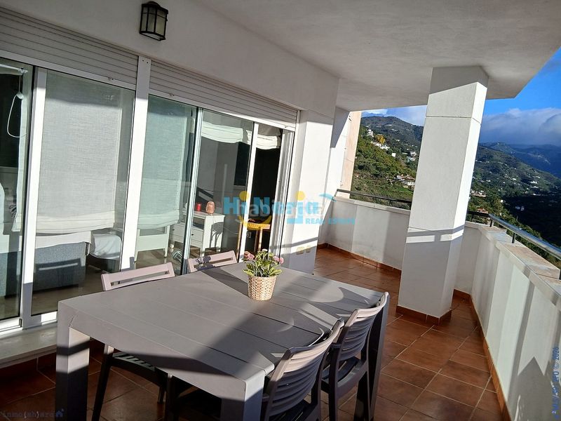 Foto a515a38d-2533-4d17-a521-7191fdfcfb8c. Apartament amb aparcament a Torrox pueblo Torrox