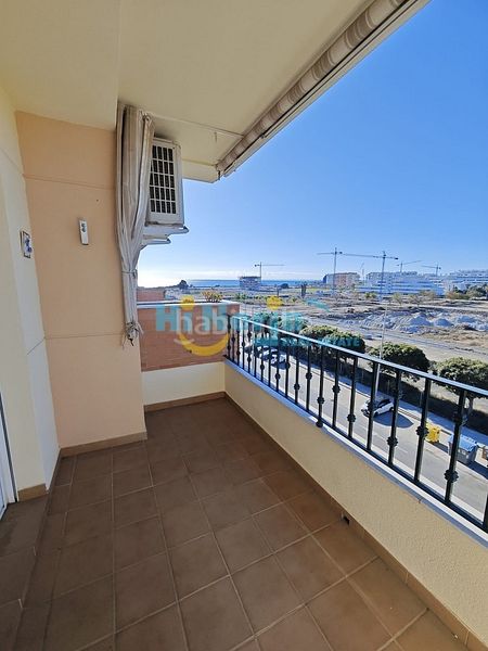 Foto 47a63bcc-9f5a-4057-ba02-af244d0abc2a. Dúplex a Centro Torre del Mar