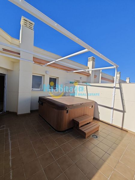 Foto 79086afe-ad65-4405-8651-f6a330024654. Dúplex a Centro Torre del Mar